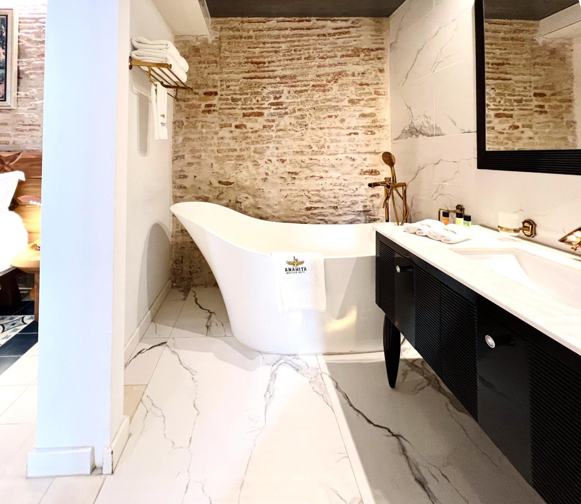 Anahita Boutique Hotel Малага Экстерьер фото