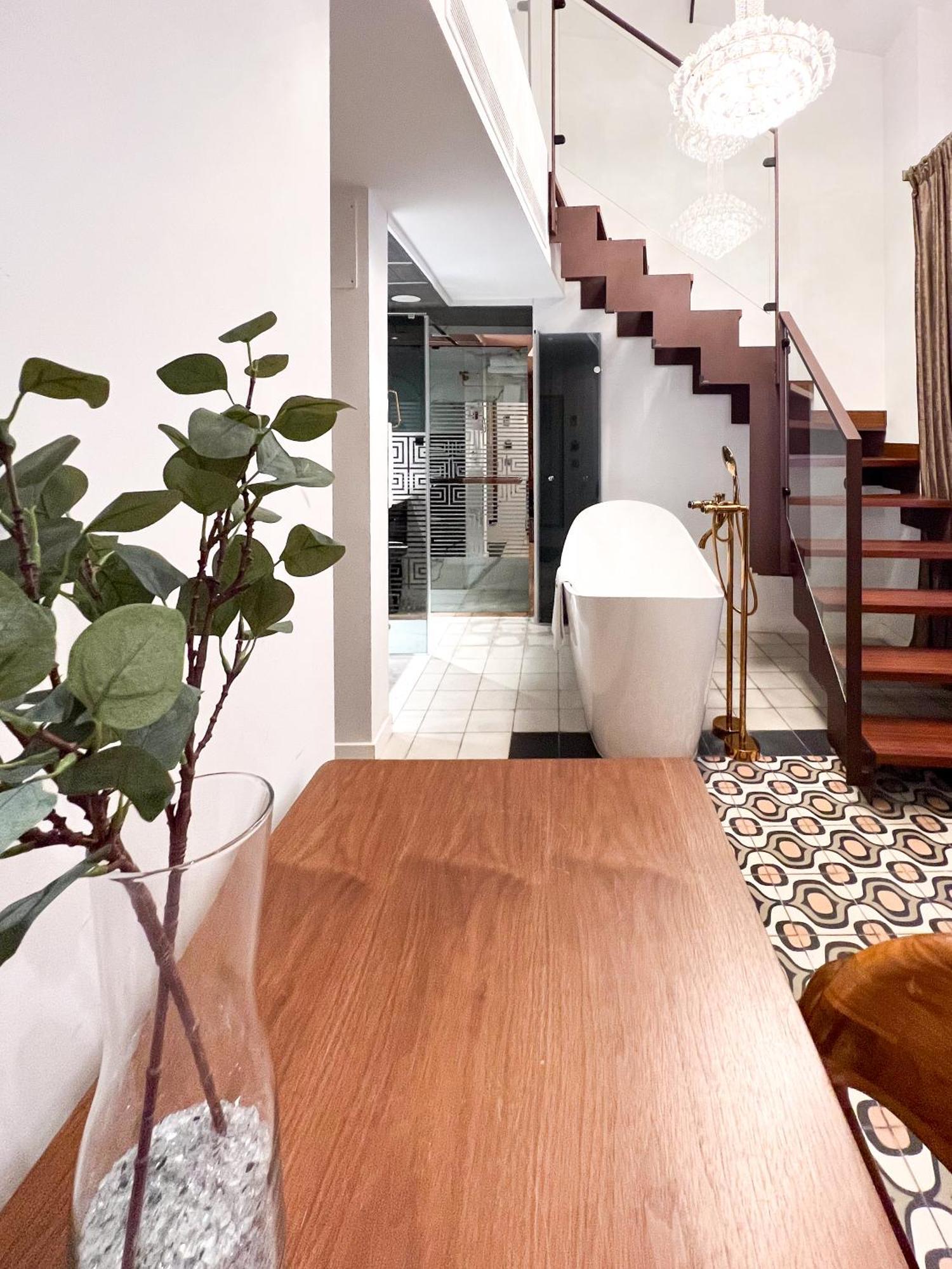 Anahita Boutique Hotel Малага Экстерьер фото