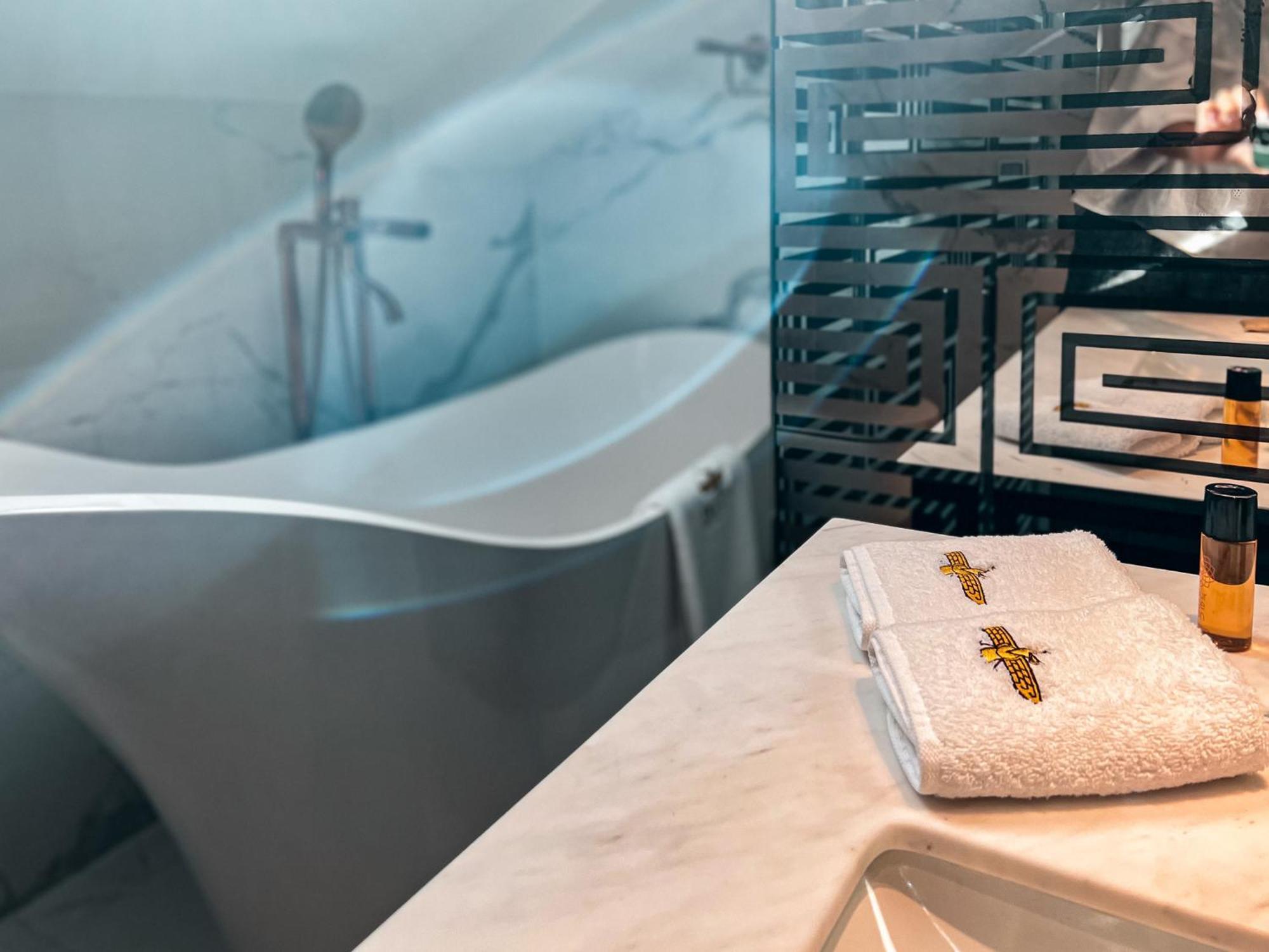Anahita Boutique Hotel Малага Экстерьер фото
